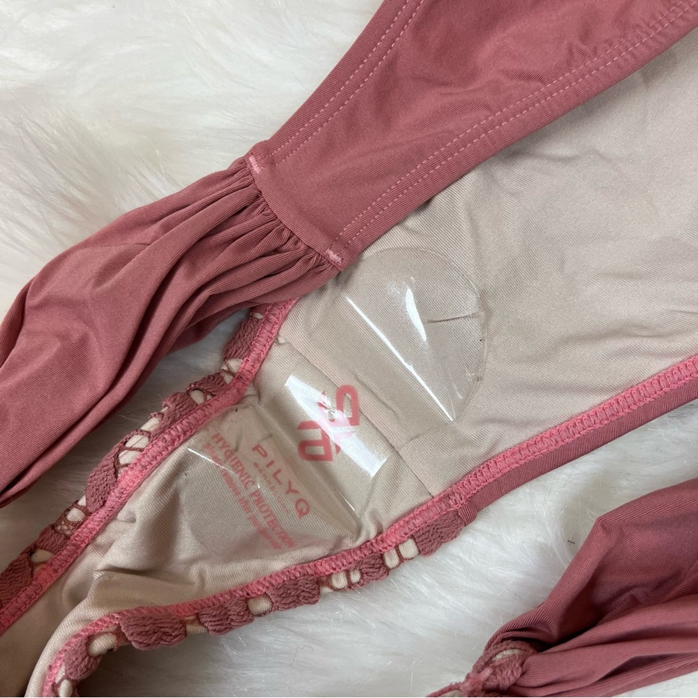 New PilyQ Lace Fanned Bikini Bottoms Rose Large - Picture 3 of 5